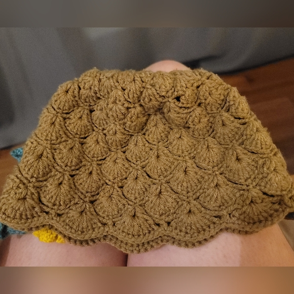 Handmade Crochet Hat - Picture 2 of 6
